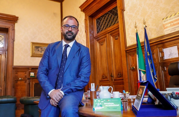 Ministro da Educação Lorenzo Fioramonti defende estudo das mudanças climáticas nas escolas