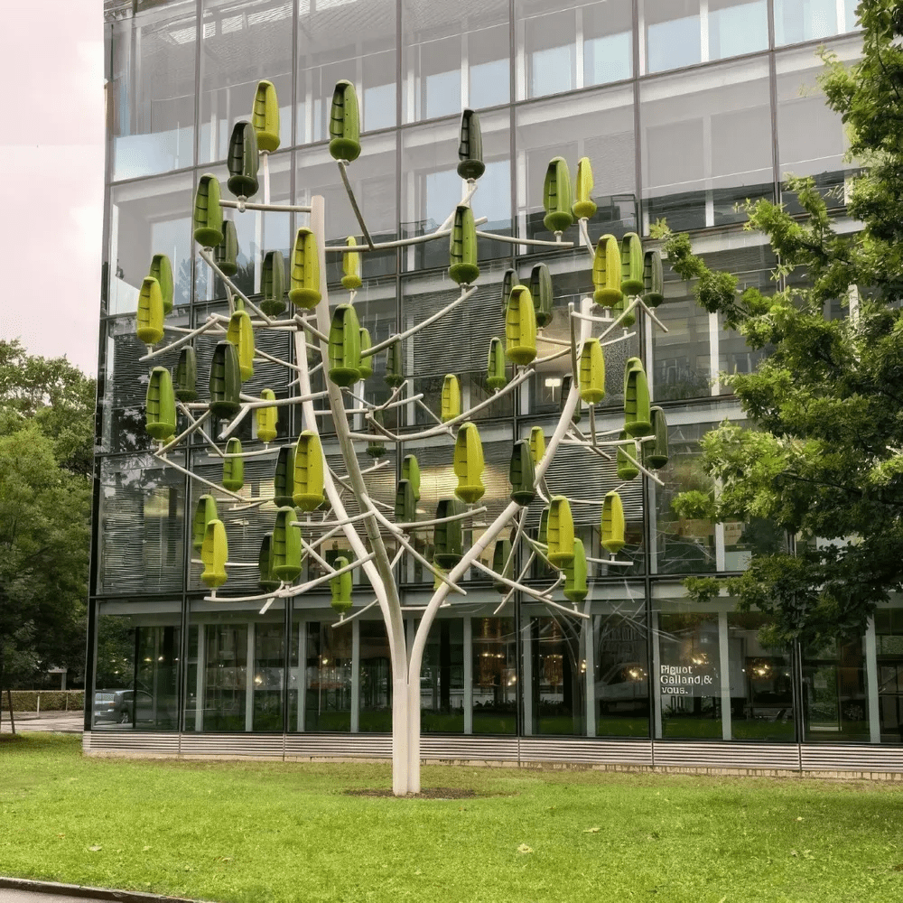 Árvore artificial produz energia solar e eólica